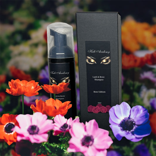 Shampooing pour les cils «Rose »